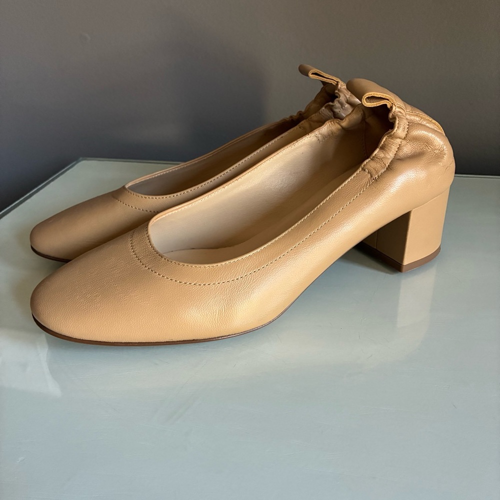 Everlane The Italian Leather Day Heel in Light Tan Size 7